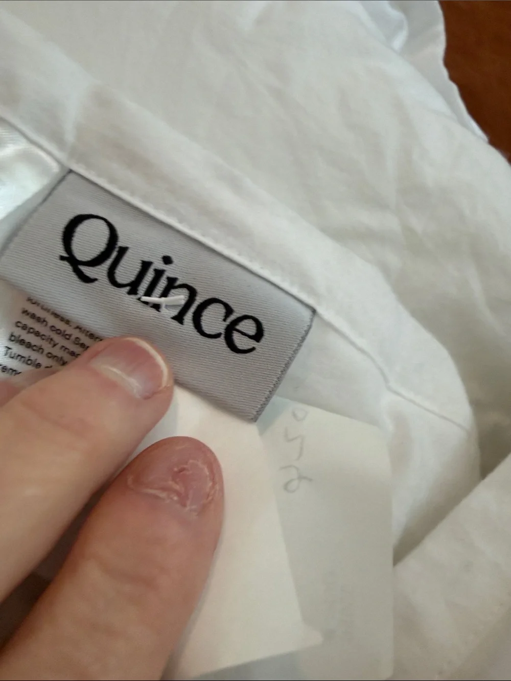 Quince Cotton Pintuck Comforter – King/Cal King – White – Excellent Return Condi